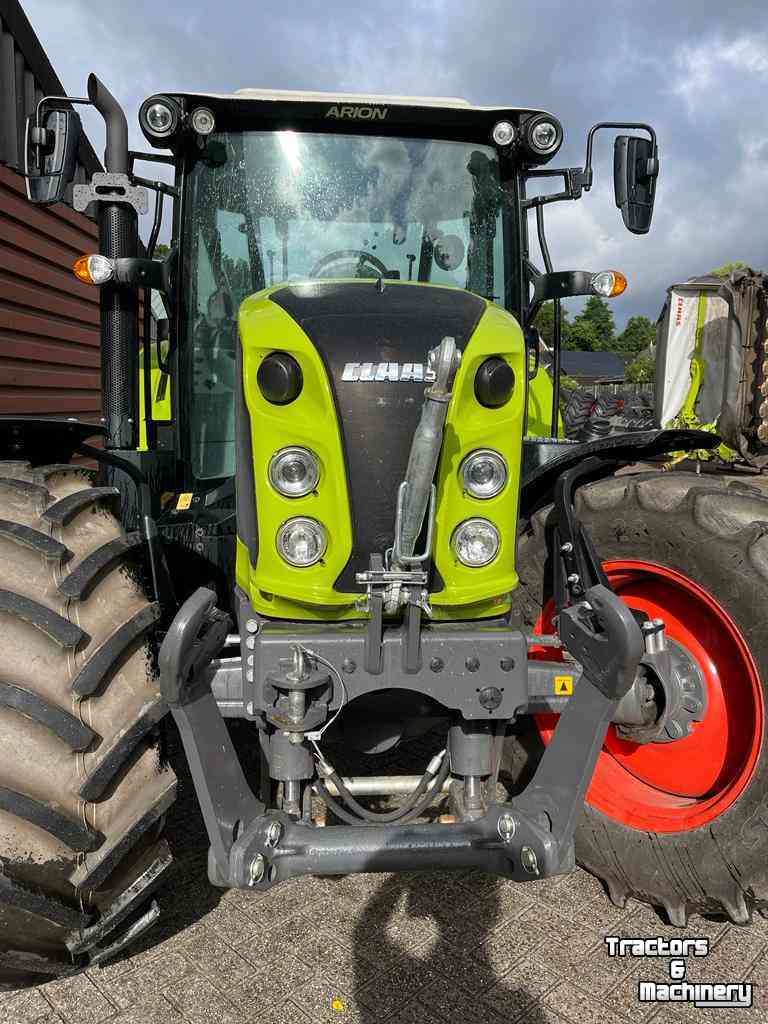 Tractor Claas Arion 420
