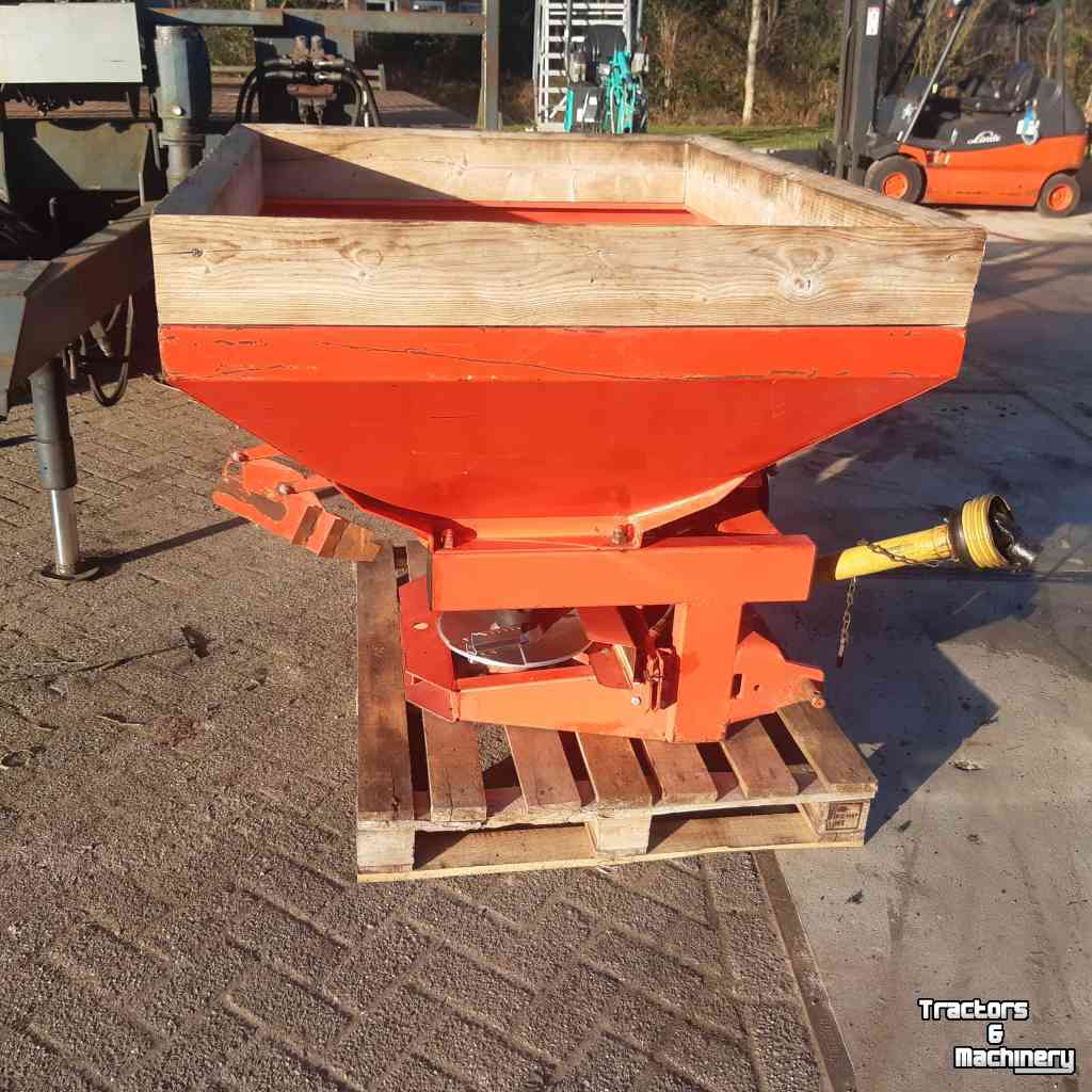 Fertilizer spreader Rauch ADS 501