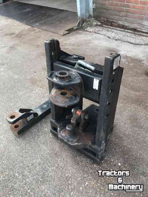 Other tractors and accessories Valtra Valmet verstelbare trekhaak Scharmuller
