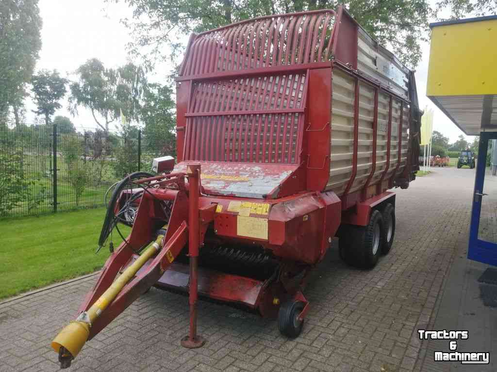 Self-loading wagon Strautmann Vitesse 230 Opraapwagen