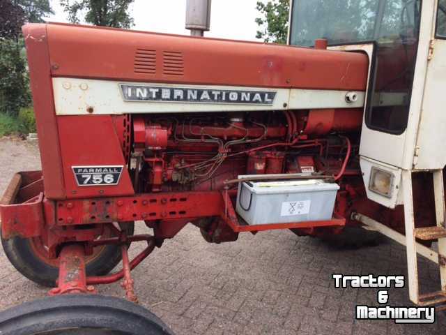 Tractors International Farmall 756