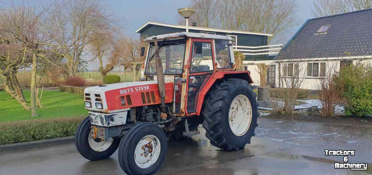 Tractors Steyr 8075