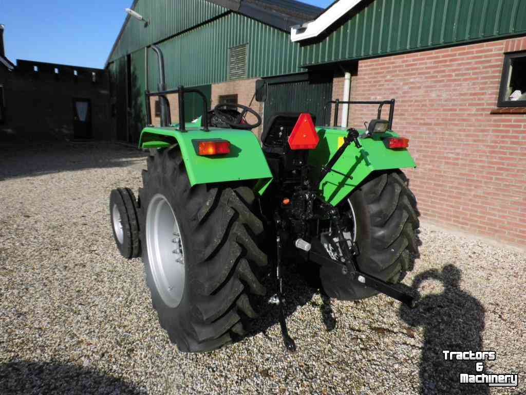 Tractors Deutz-Fahr 4055