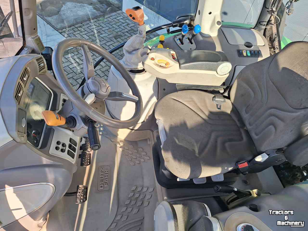 Tractor Deutz-Fahr Agrotron 6160 PS