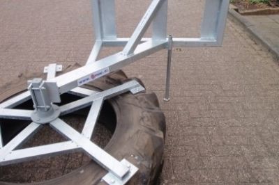 Feed sweeper wheel Qmac VBEU Voerbandveger / Voerveegband + Euro 