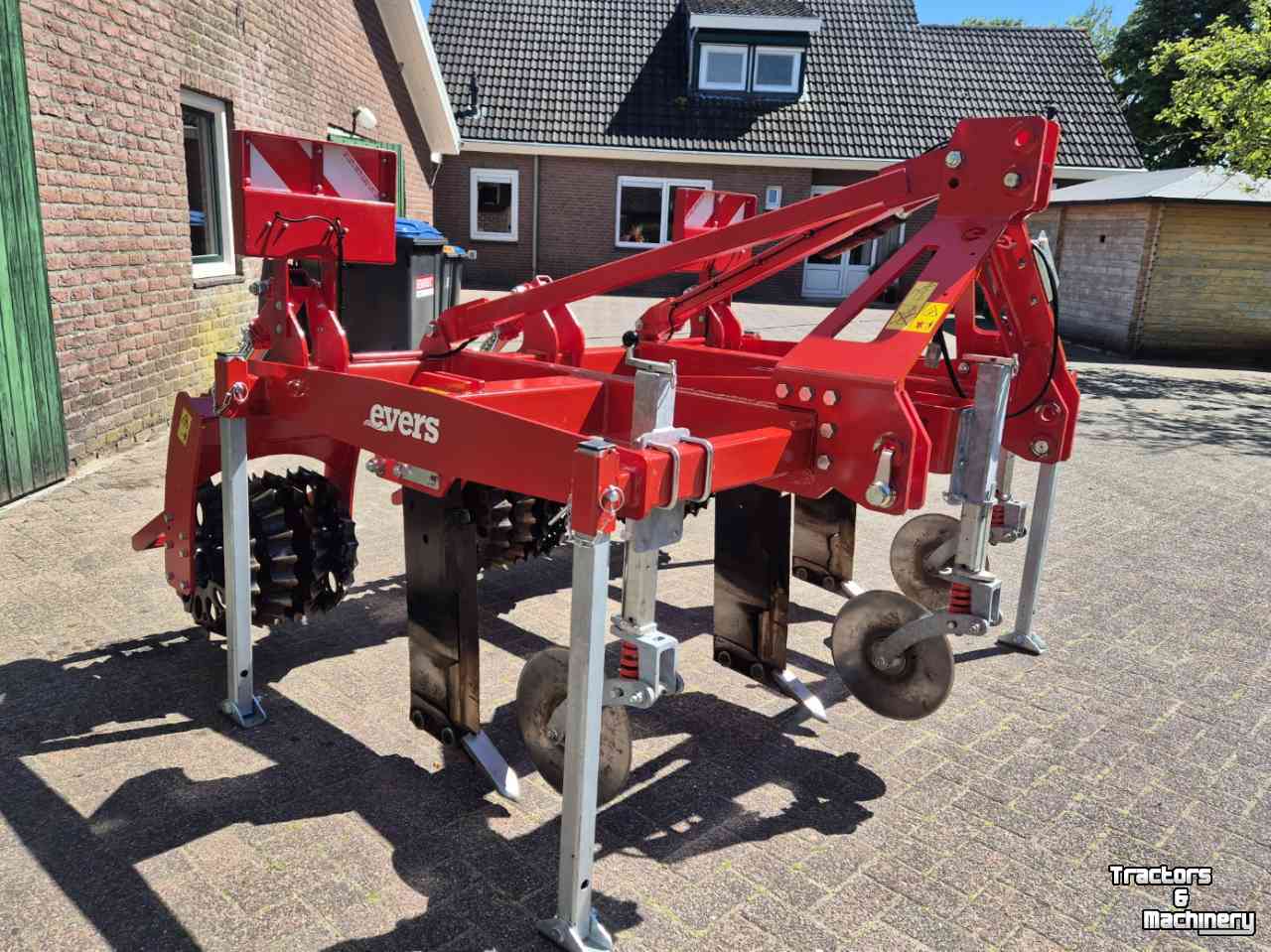 Meadow aerator Evers WBG-3 graslandwoeler beluchter demo