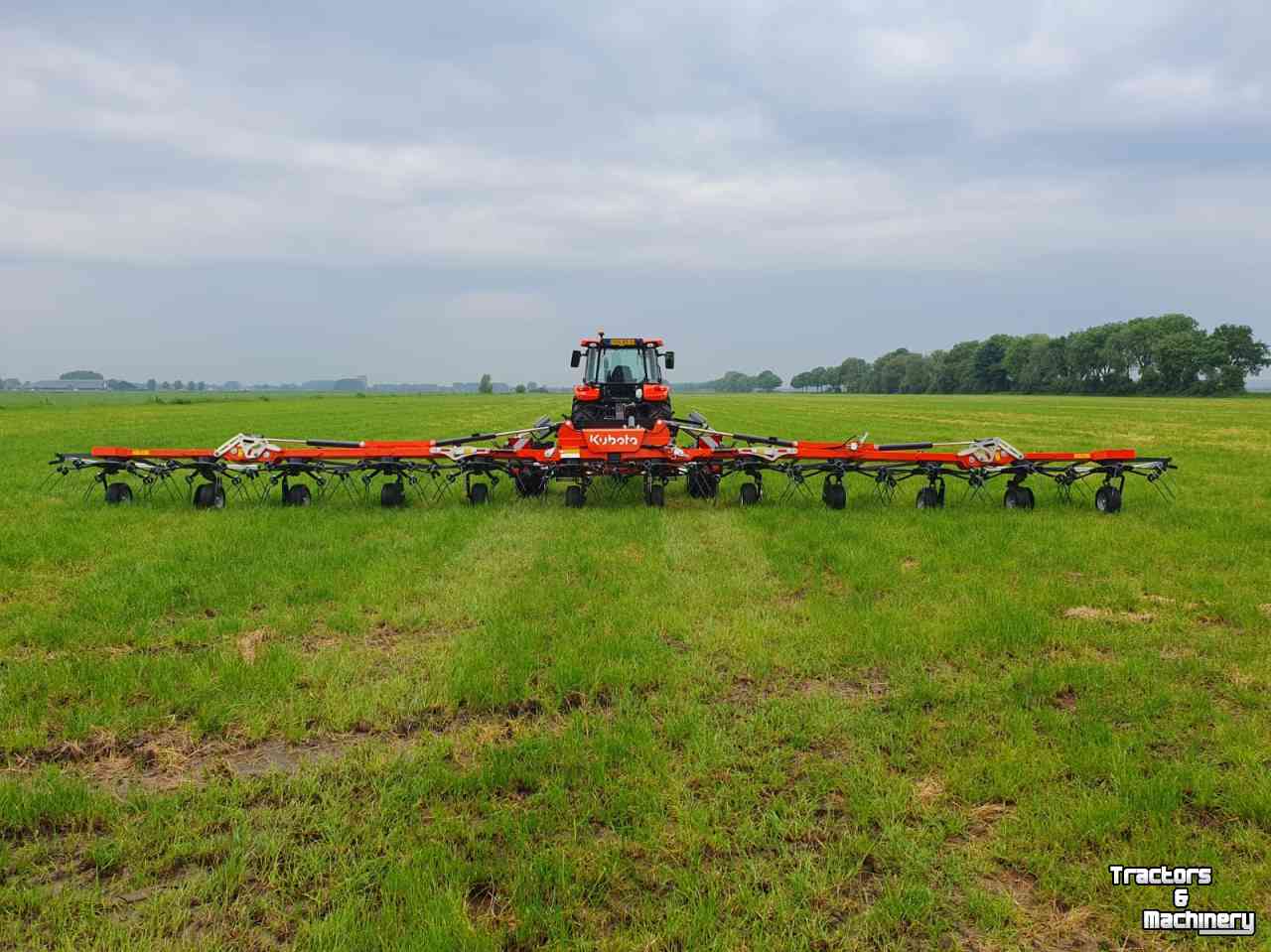Tedder Kubota TE12513C