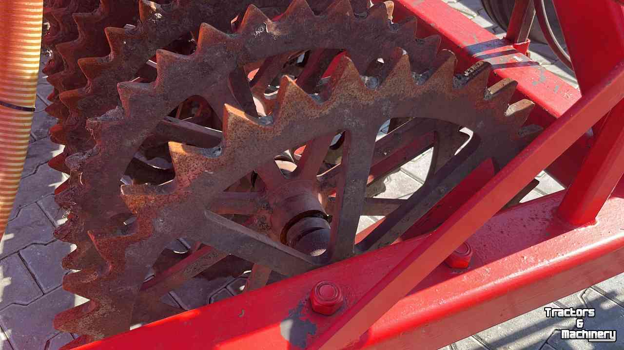 Furrow presses  Getrokken vorepakkker