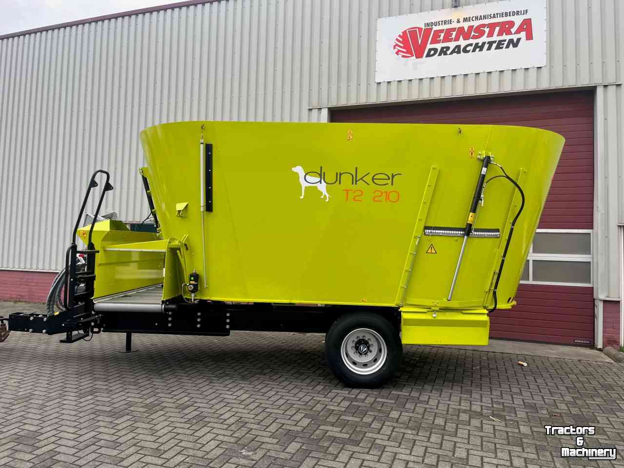 Vertical feed mixer Storti Dunker T2 210 mengwagen