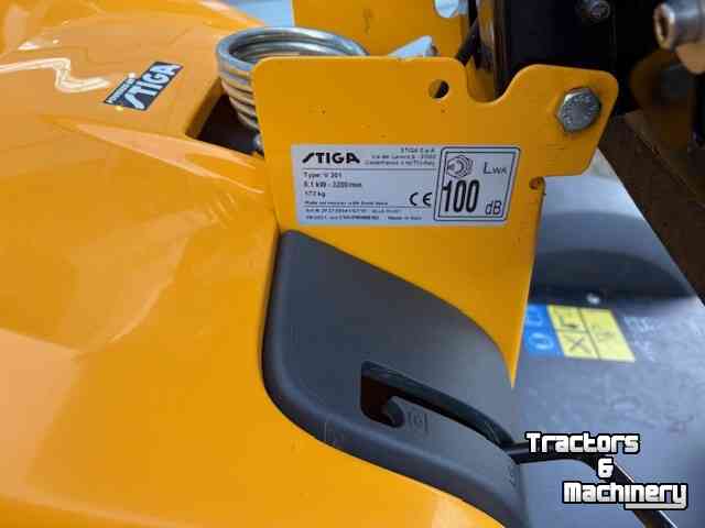 Ride-on mower Stiga Villa 15 HST