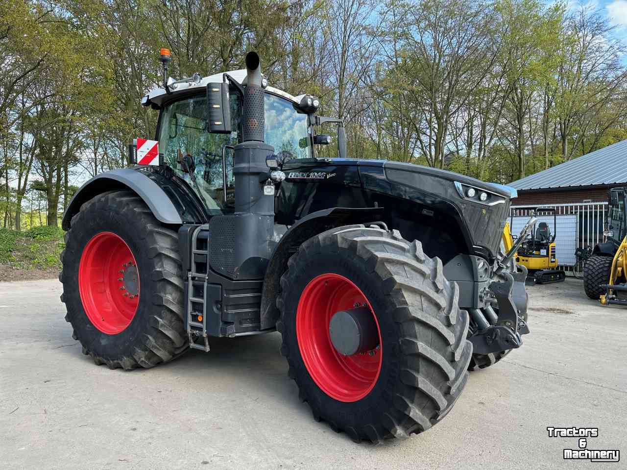 Tractors Fendt 1046 profi / rufa / black beauty