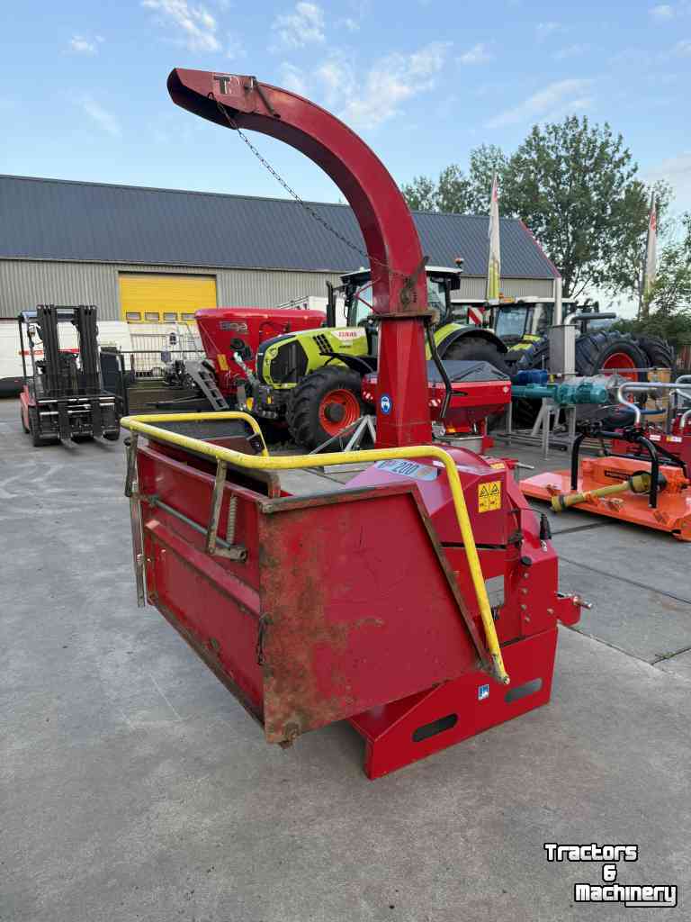 Wood Chipper Lindana TP 200 PTO