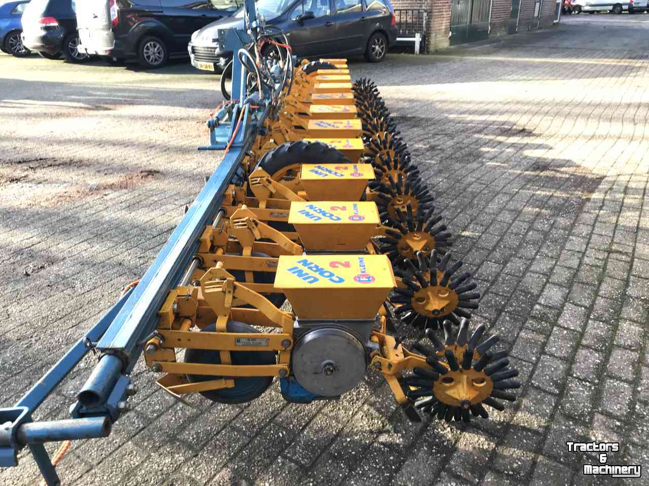 Seed drill Kleine Uni corn 2 zaaimachine