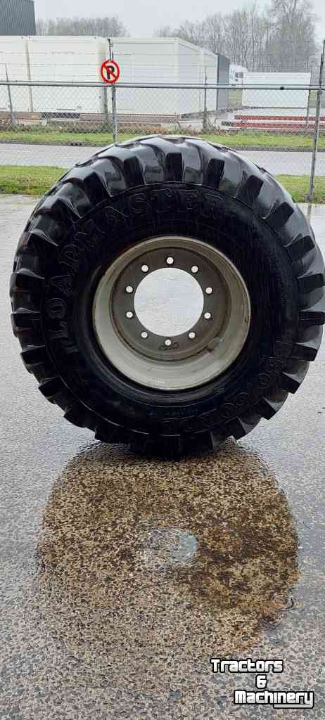 Wheels, Tyres, Rims & Dual spacers  550/60R22