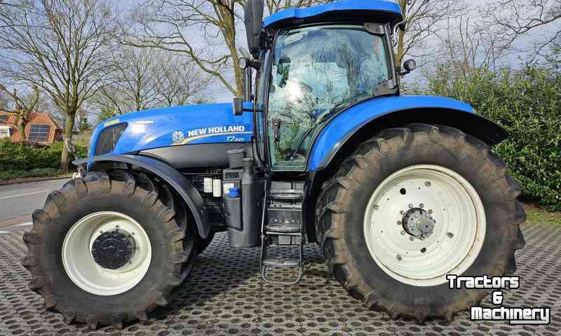 Tractors New Holland T7.220 AC Tractor