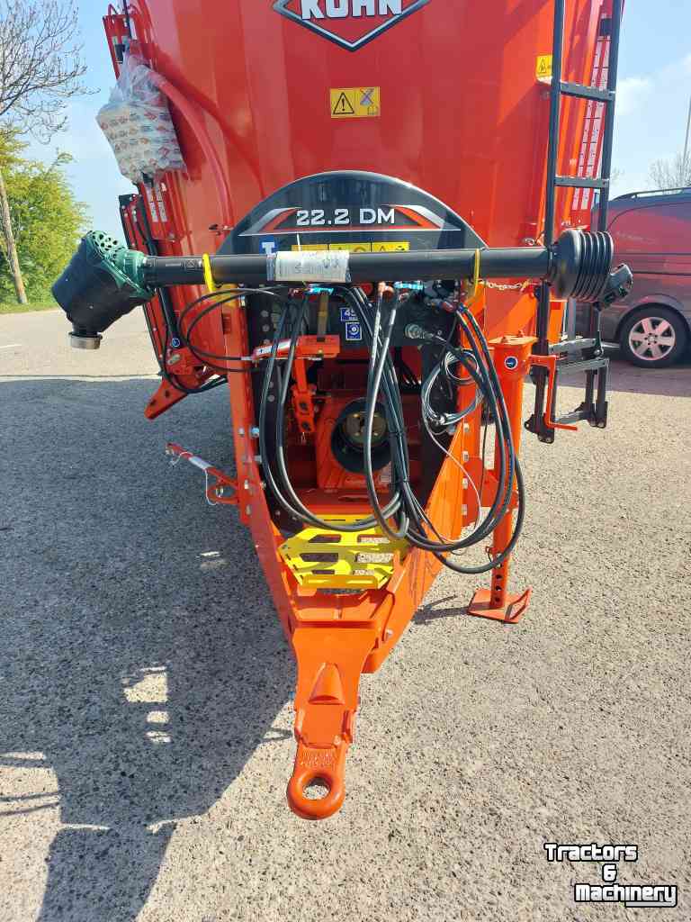 Vertical feed mixer Kuhn Profile 22.2 DM