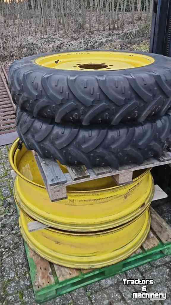 Wheels, Tyres, Rims & Dual spacers John Deere 270/95R32