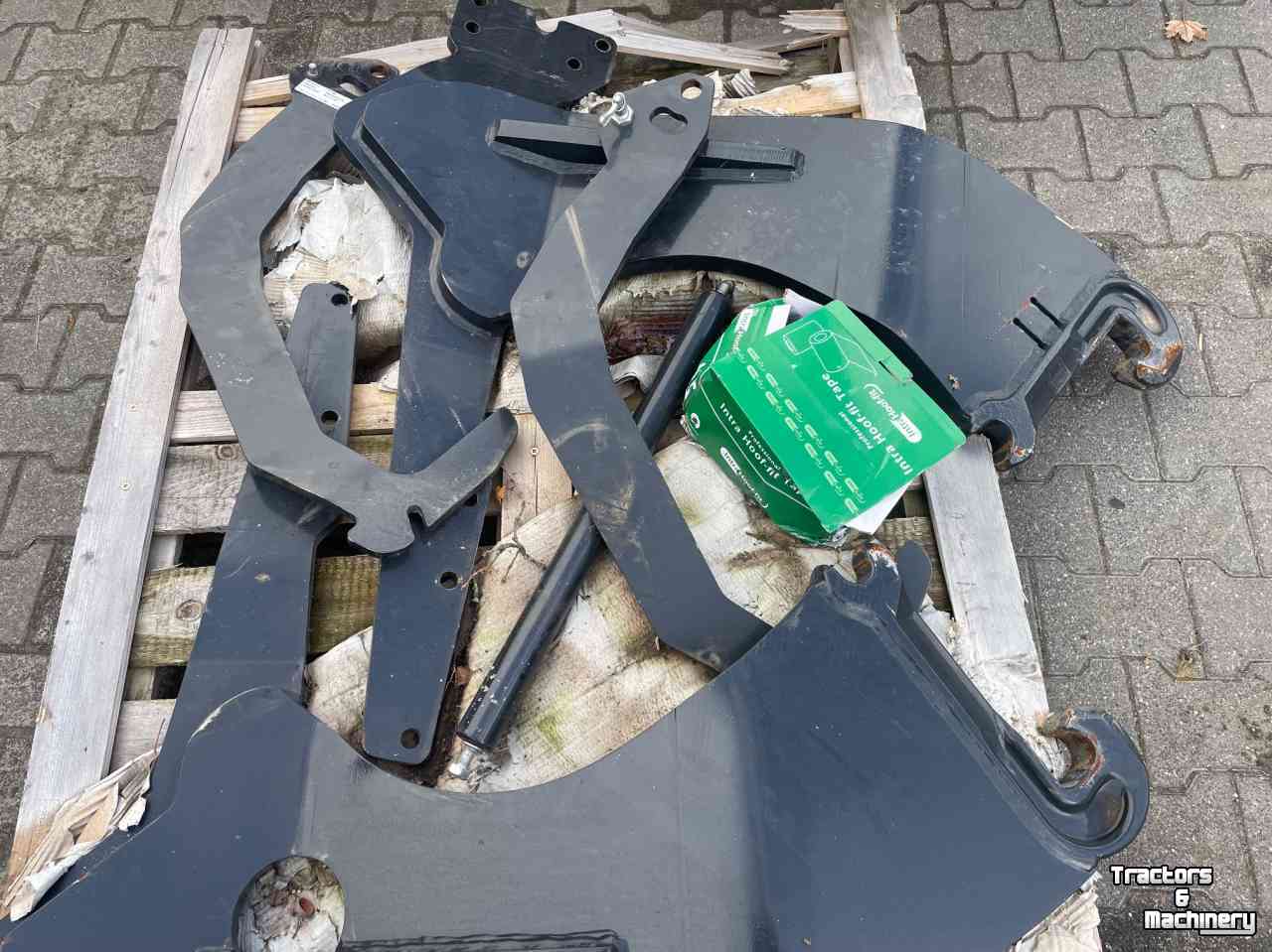 Front-end loader Stoll Aanbouwdelen Case Vestrum / Steyr  Stoll lader