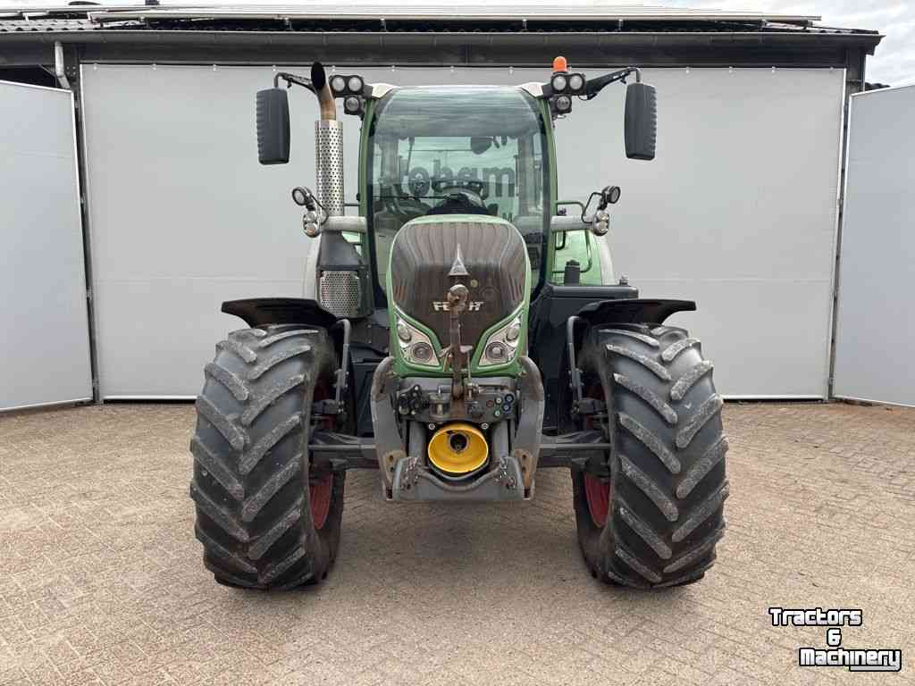 Tractor Fendt 714 SCR