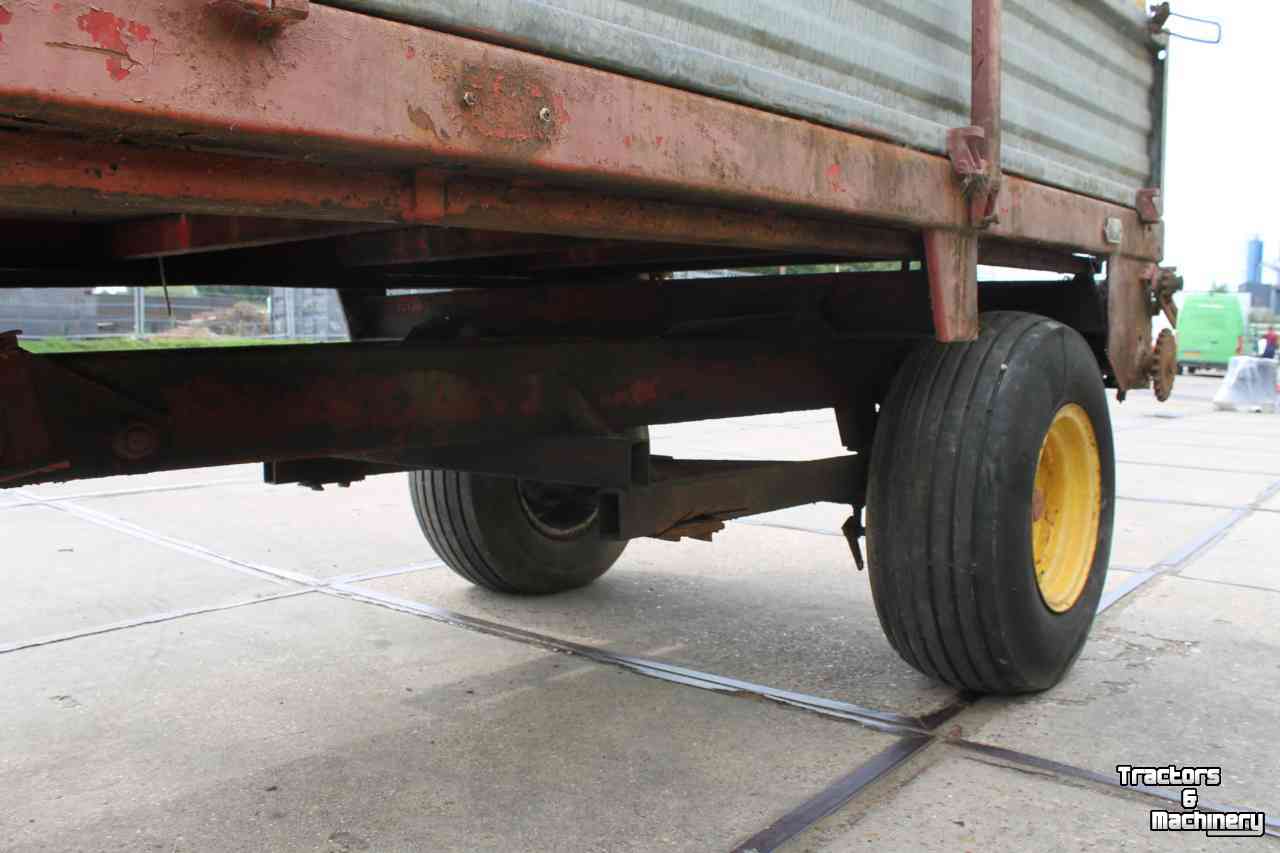 Manure spreader Agromet N245 meststrooier ruigemeststrooier opknapper