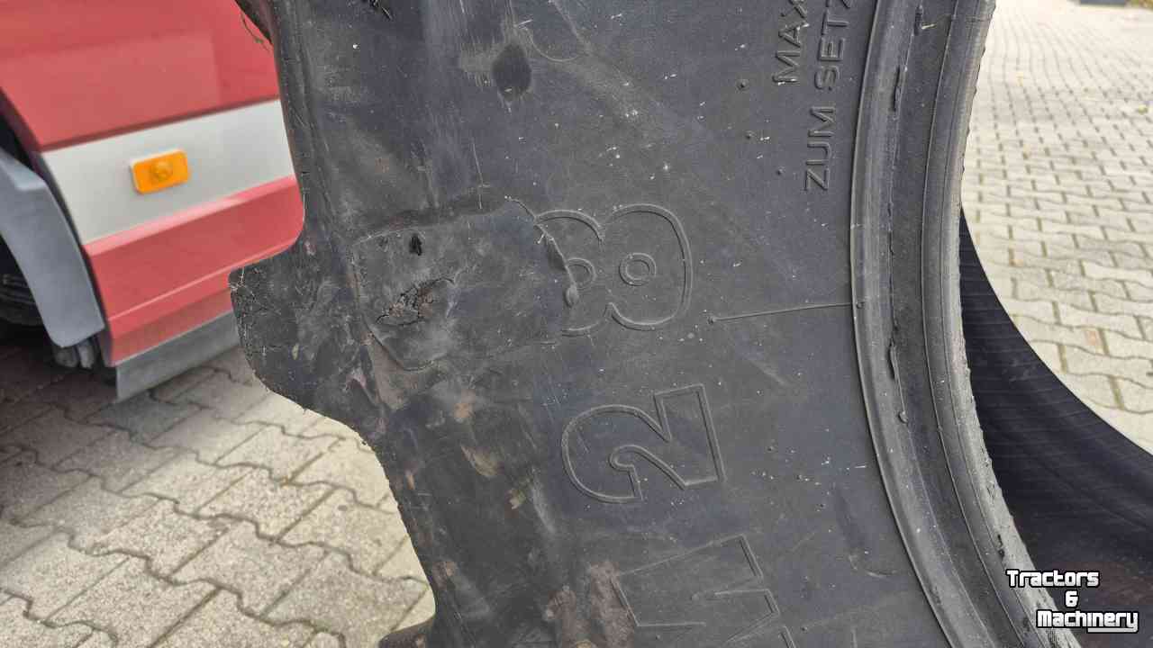Wheels, Tyres, Rims & Dual spacers Michelin 710/70R38 XM28 band 30mm eenling