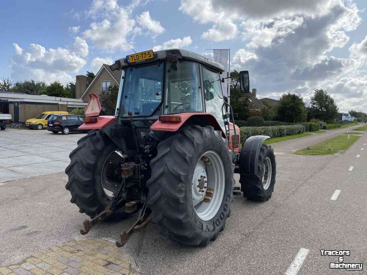 Tractors Massey Ferguson 4245
