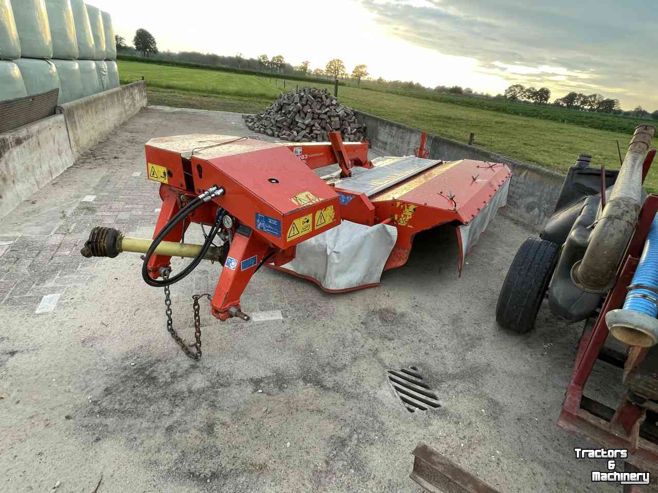 Mower Kuhn FC 283