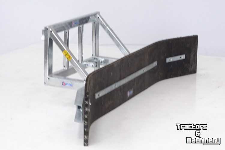 Rubber yard scraper Qmac Rubber matting scraper blades 2.40 mtr hookup Macks