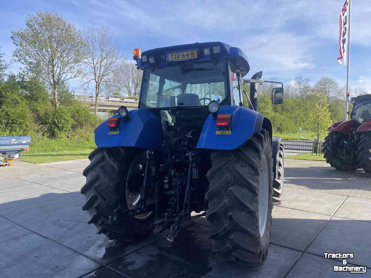 Tractors New Holland TVT  135  vario