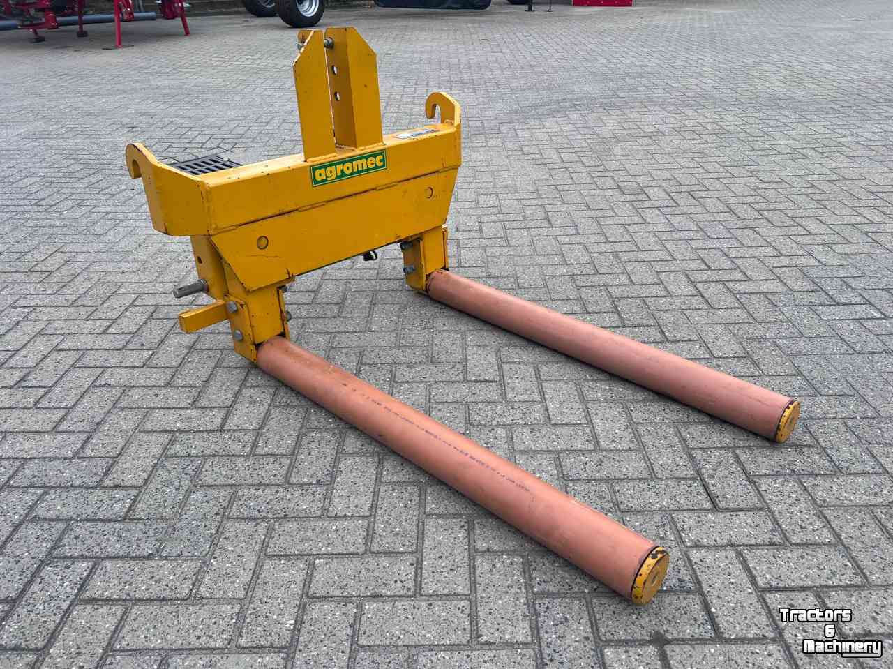 Other attachments and accessories  Agromec ronde balenklem ongebruikt