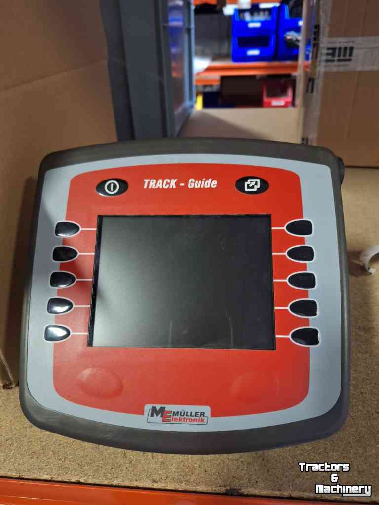 GPS steering systems and attachments Muller Track Guide 1