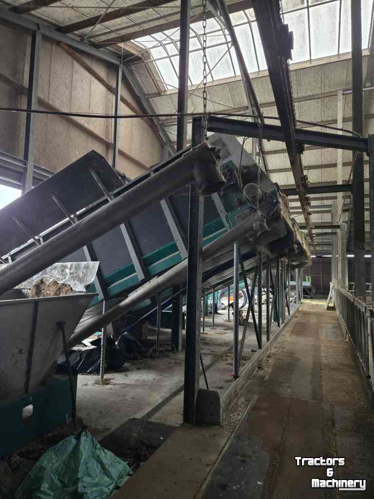Automatic feeding system GEA MULLERUP