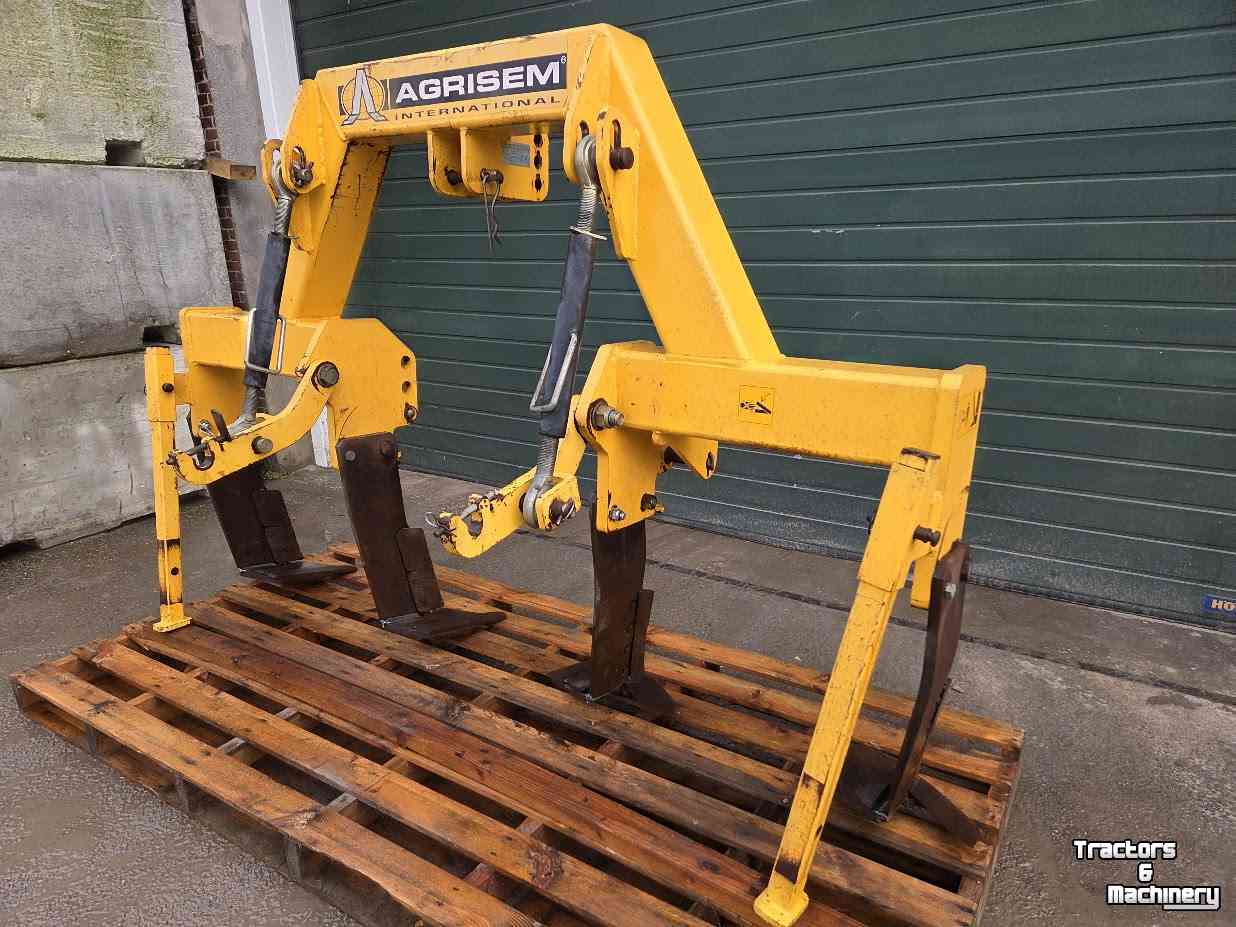 Deep subsoiler  Agrisem Combiplow 31 Voorzetwoeler