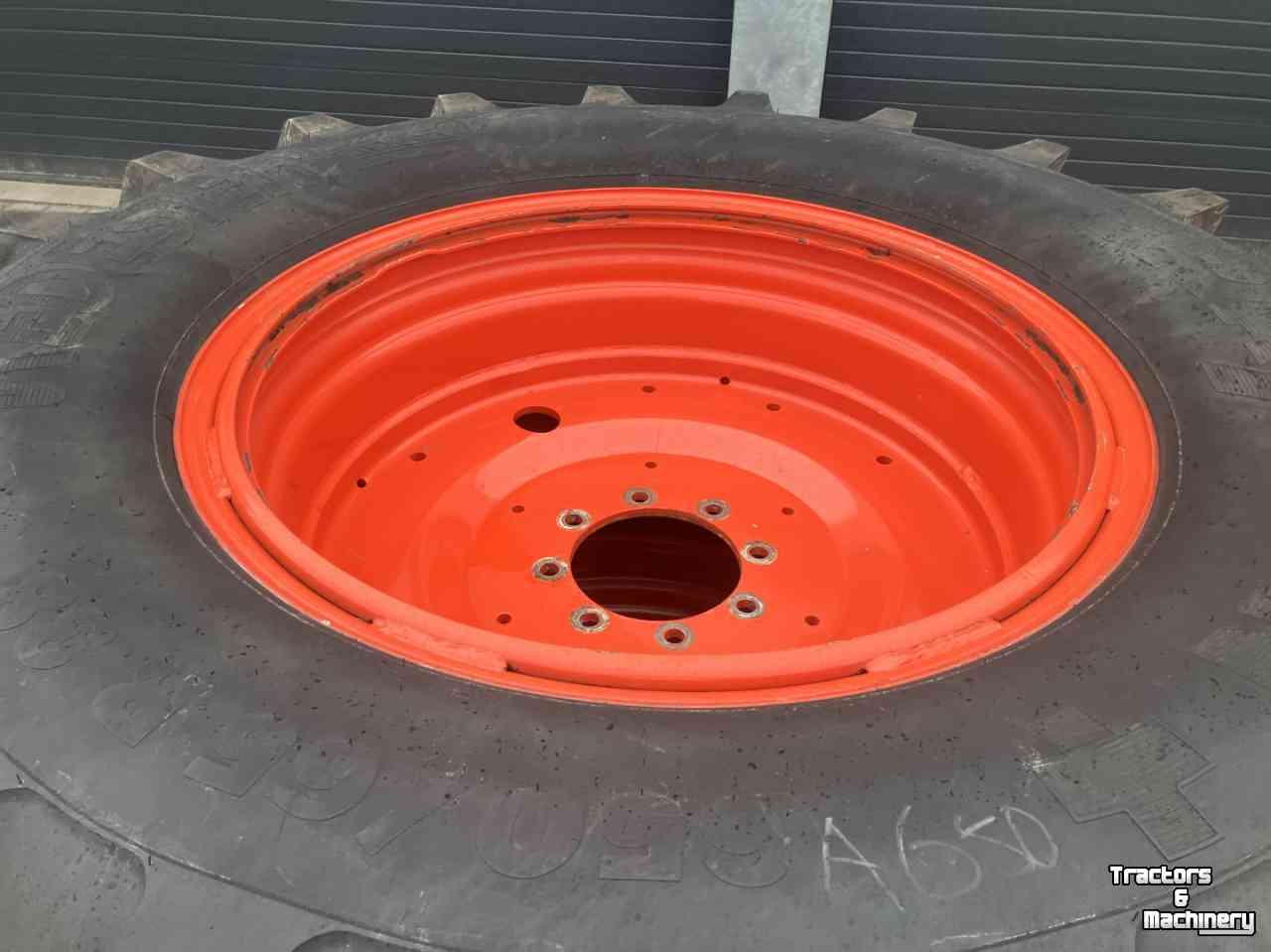 Wheels, Tyres, Rims & Dual spacers  650/65R38 vredestein op velg