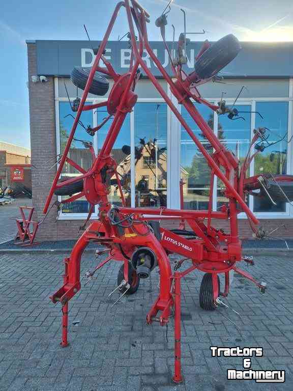 Tedder Lely Lotus Stabilo  675 Schudder