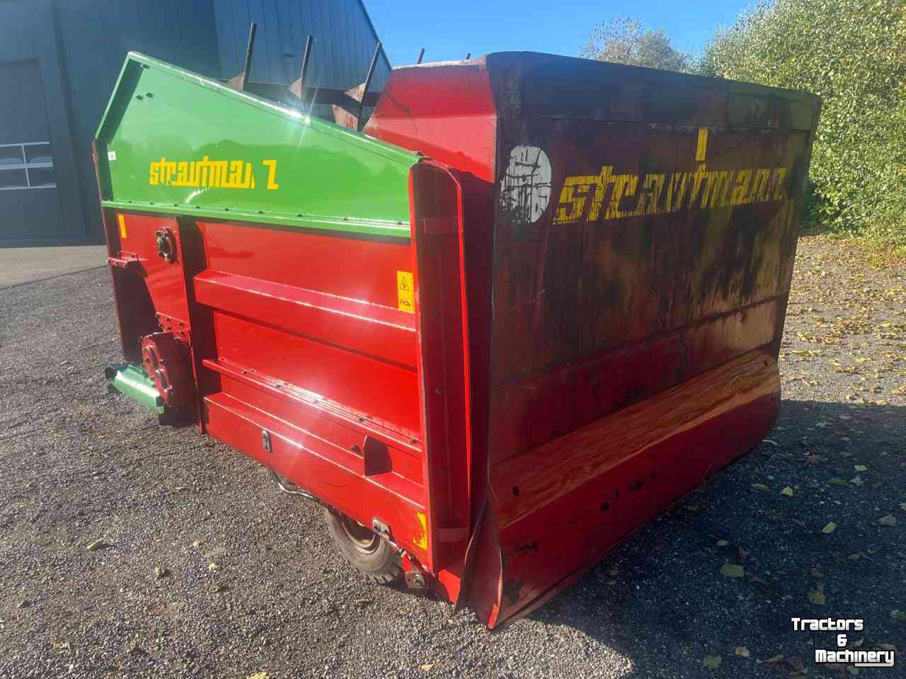 Silage-block distribution wagon Strautmann bvw