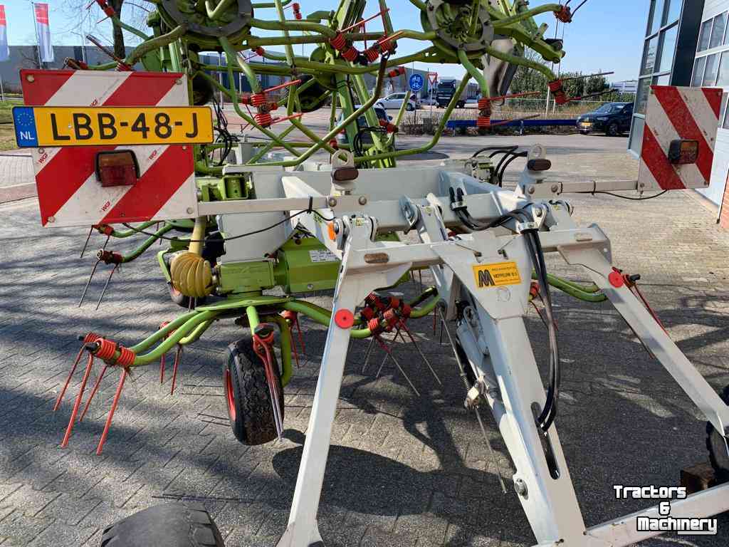 Tedder Claas Volto 1320 T Schudder