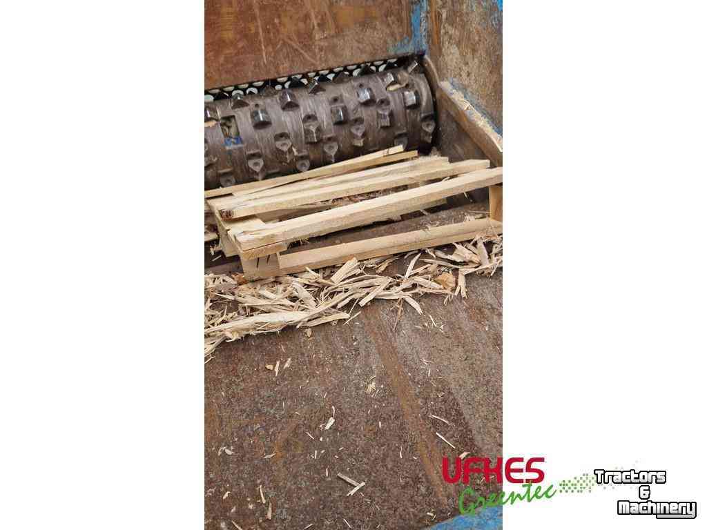Wood Chipper  Bleu Single Shaft Shredder / Hakselaar / Versnipperaar