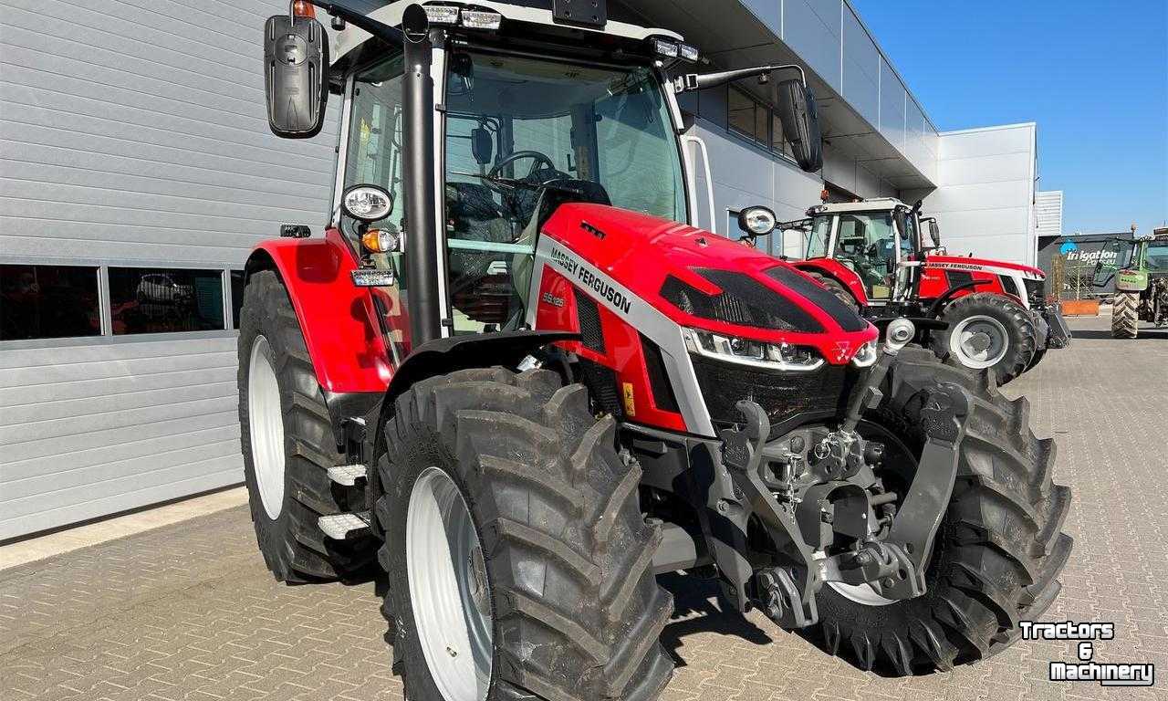 Tractor Massey Ferguson 5S125 Dyna-6 Efficient