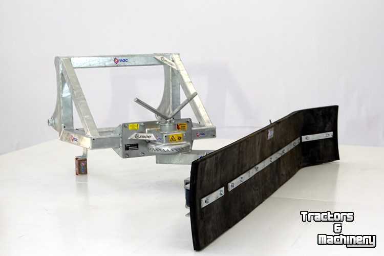 Manure scraper Qmac Modulo rubber manure scrapers 270cm hookup Terex