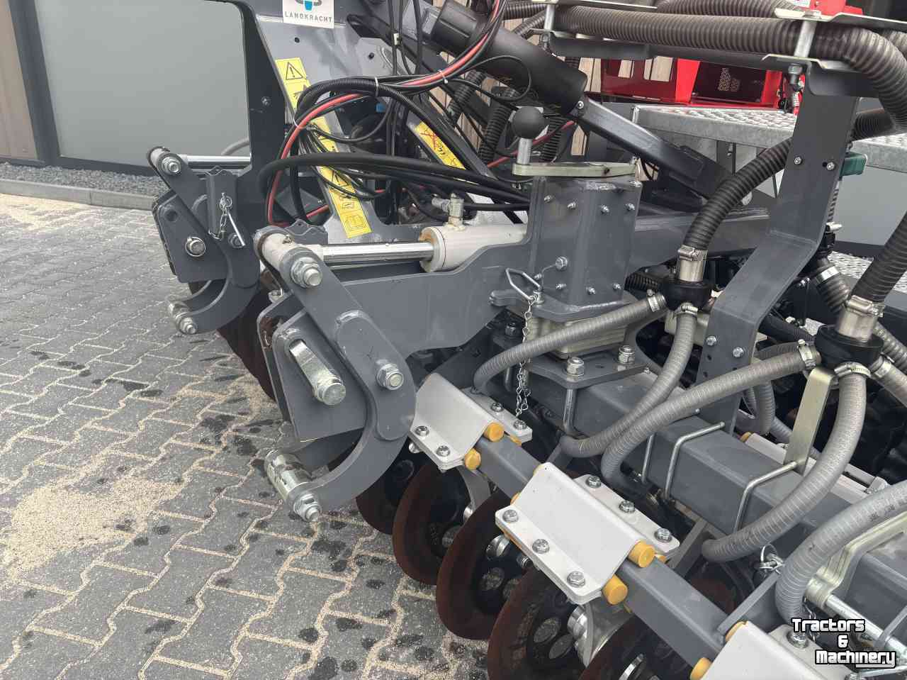 Overseeder Evers Landkracht Single Disc Seeder