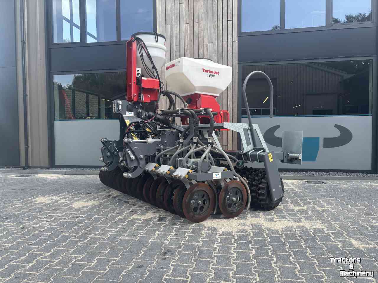 Overseeder Evers Landkracht Single Disc Seeder