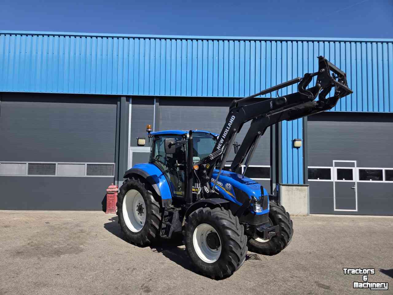 Tractor New Holland T5.95 EC