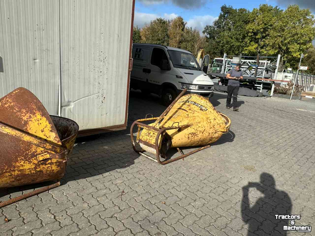 Concrete skips Beco 500 liter betonkubel
