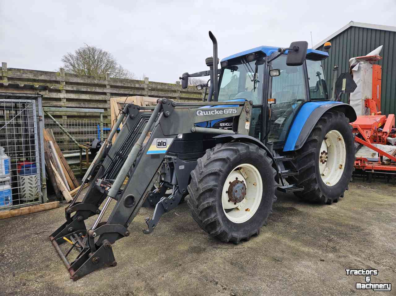 Tractor New Holland TS100 met voorlader, fronthef en pto