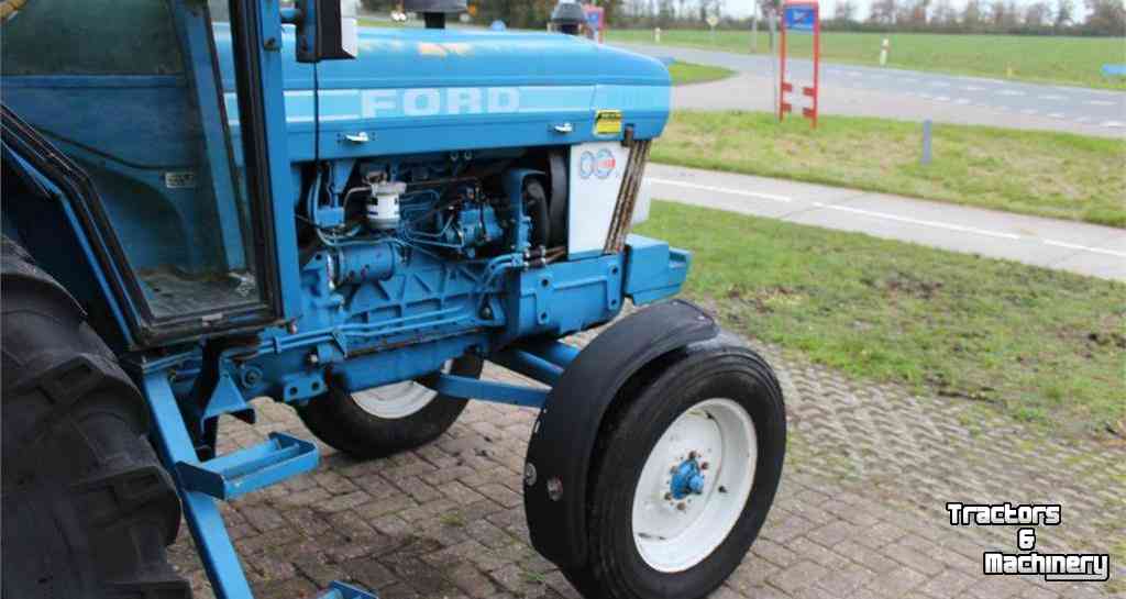 Tractors Ford 5610 2WD