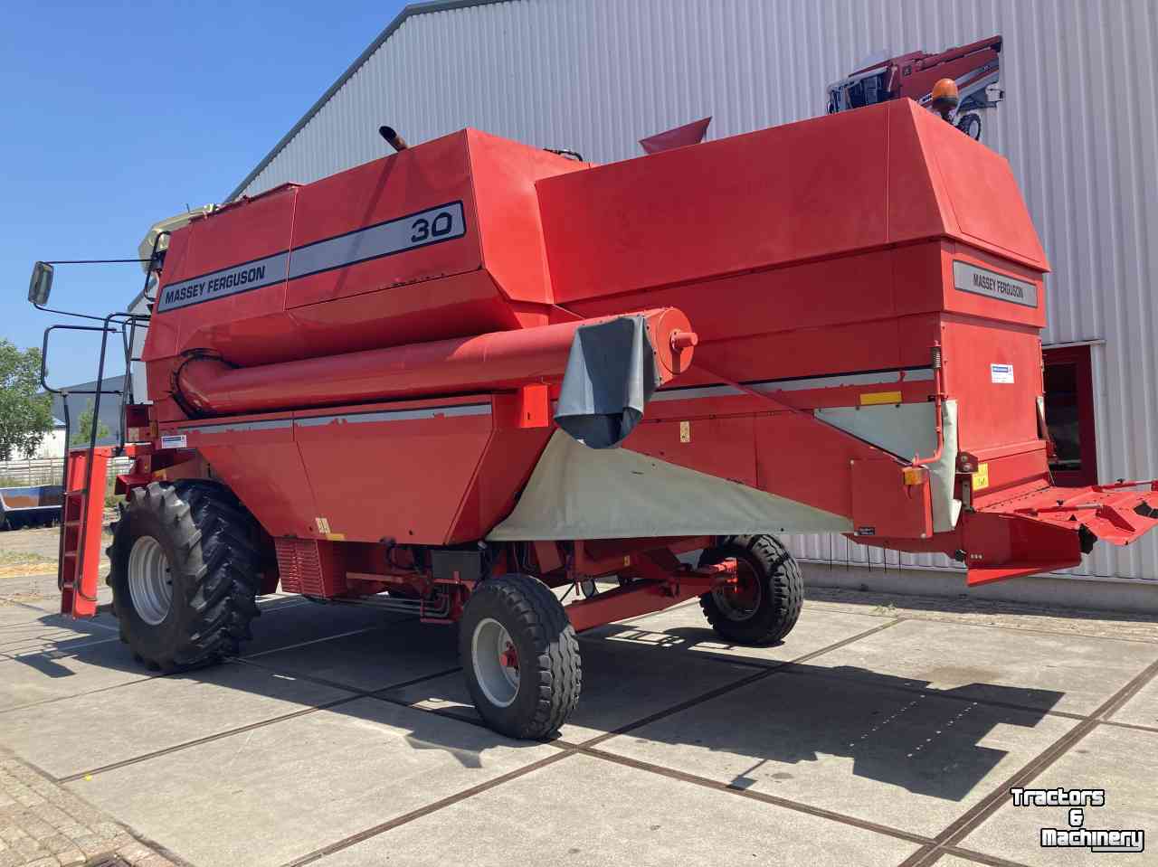 Combine Massey Ferguson 30 DV II