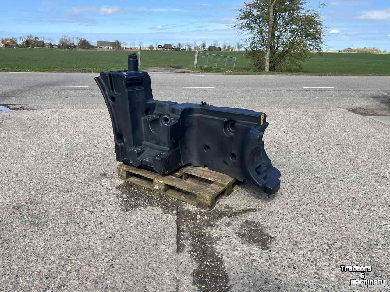 Used parts for tractors Fendt Brandstoftank | H743200060021