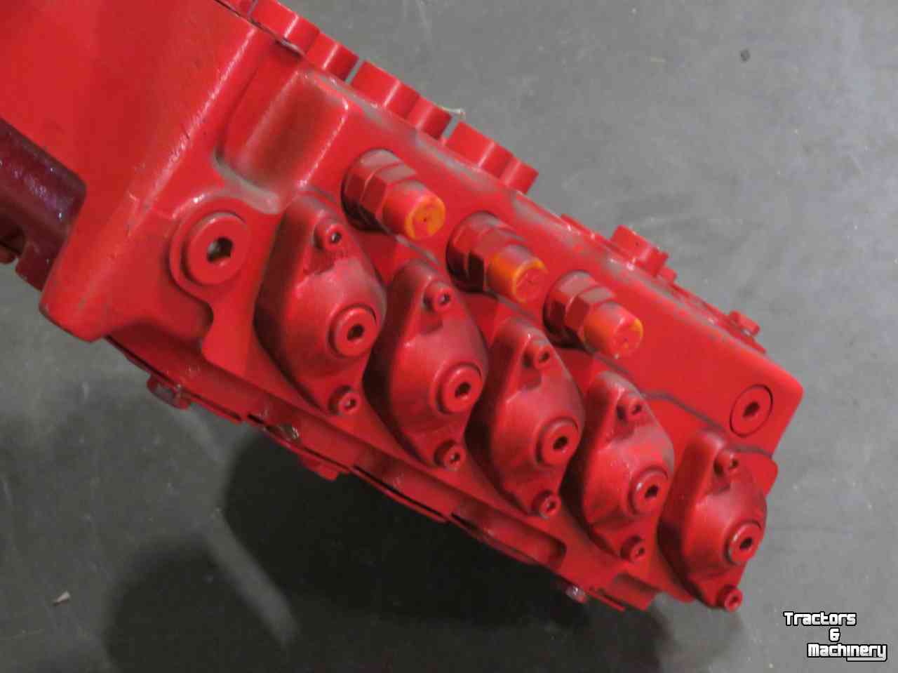 Excavator mobile O&K Hydr. ventielenblok voor O&K L10.5, O&K MH5.5, MH6, MH6.5  Parts nr:2241543