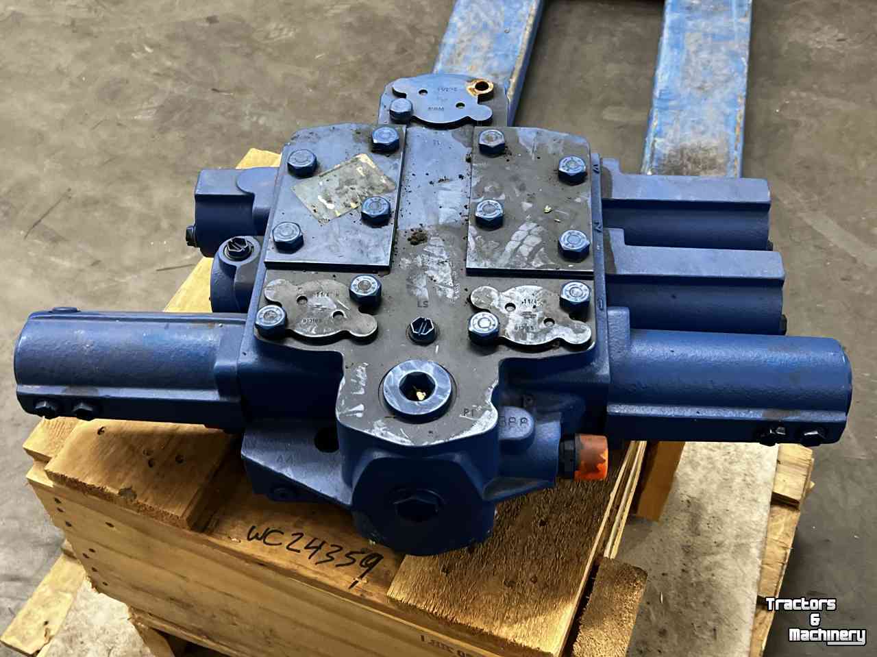 Excavator mobile O&K Hydr. ventielenblok voor O&K L10.5, O&K MH5.5, MH6, MH6.5  Parts nr:2241543